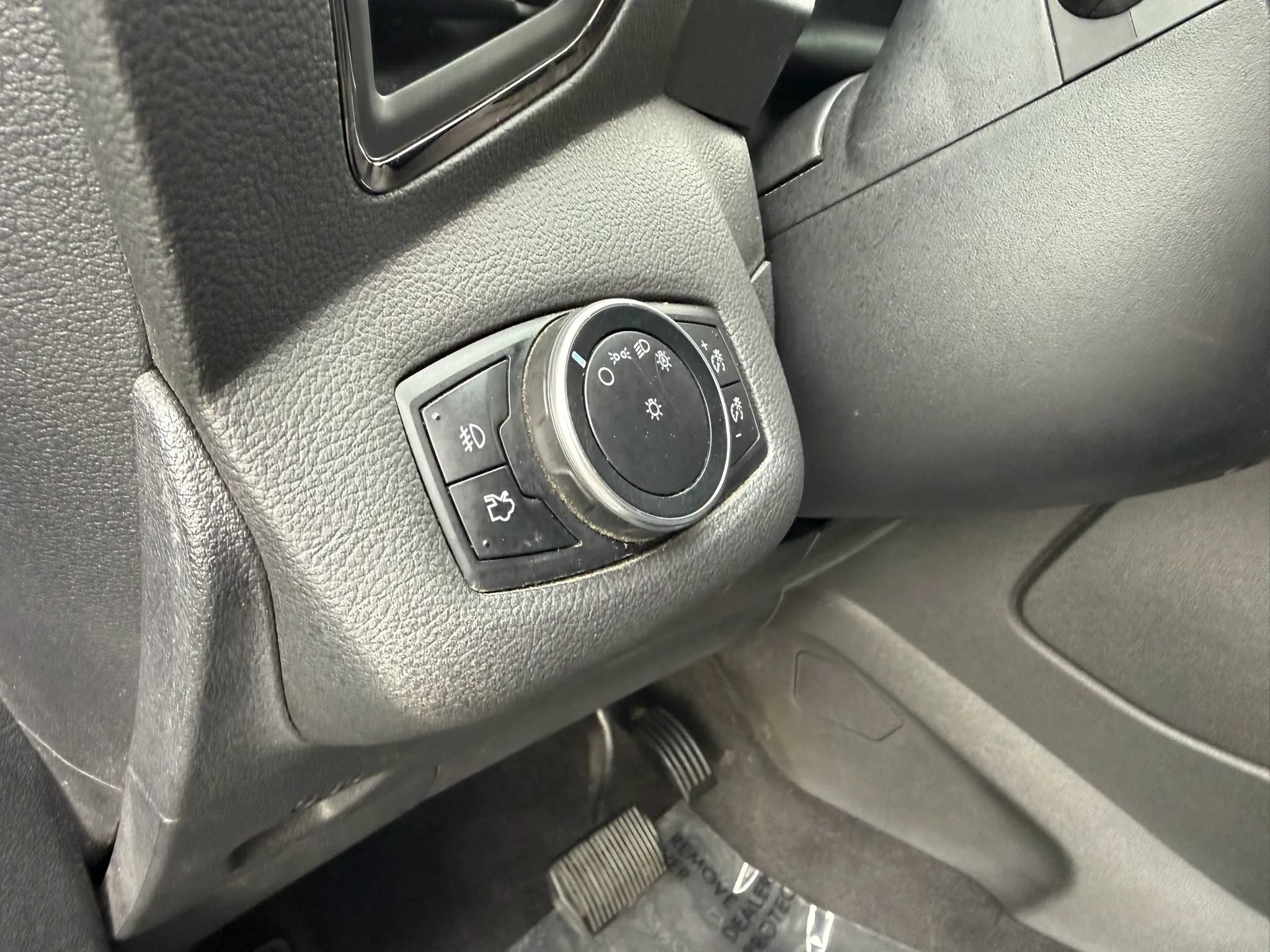 Used 2016 Ford Escape Titanium w/ Equipment Group 301A AWD/4WD image 15