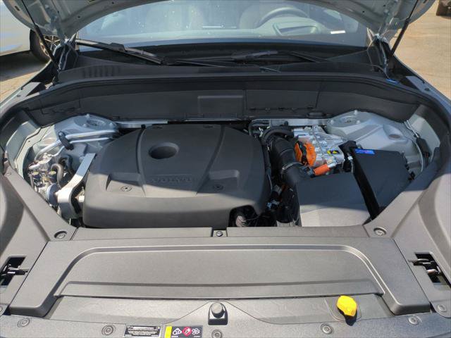 New 2026 Volvo XC90 T8 Ultra w/ Protection Package AWD/4WD image 12
