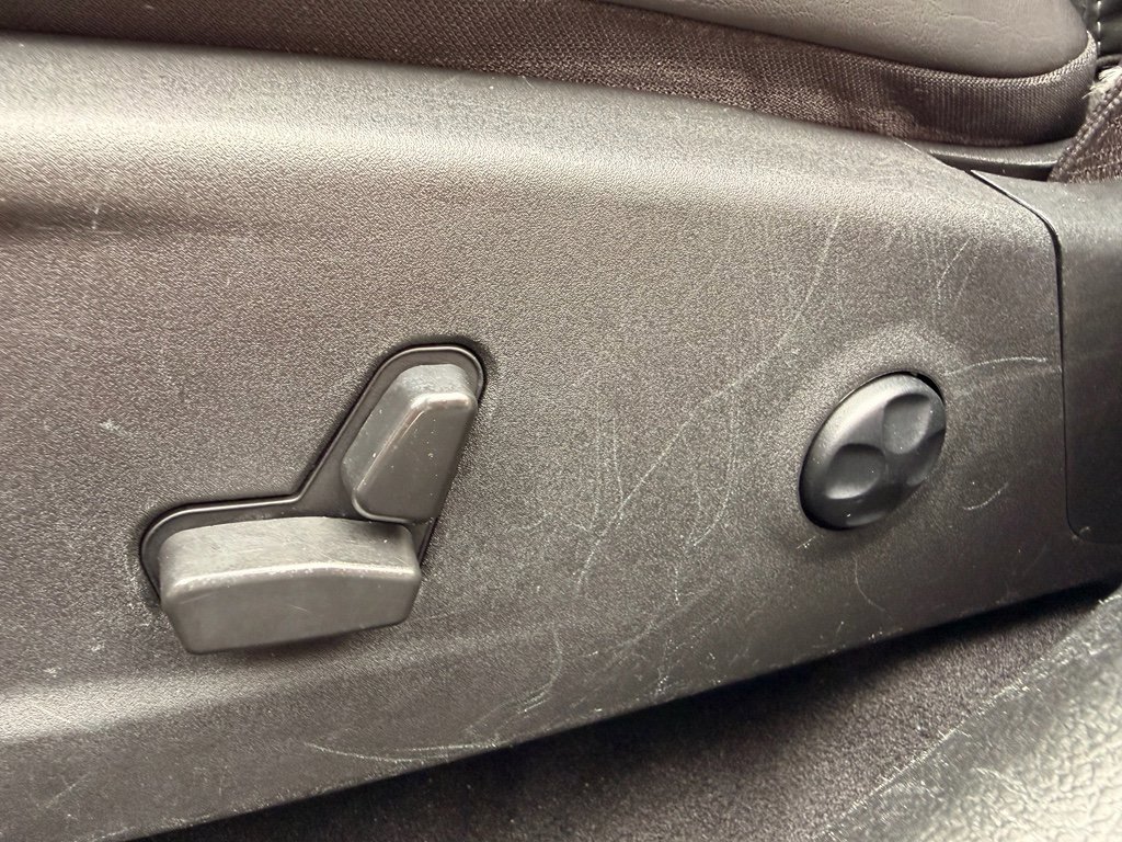 Used 2021 Dodge Charger SXT w/ Leather Interior Group image 13