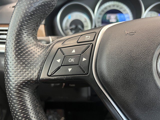 Used 2014 Mercedes-Benz E 350 4MATIC Sedan image 24