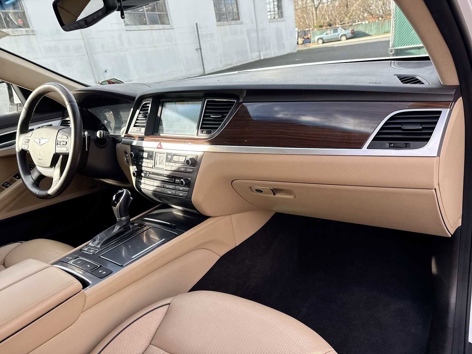 Used 2015 Hyundai Genesis 3.8 w/ Option Group 03 image 16