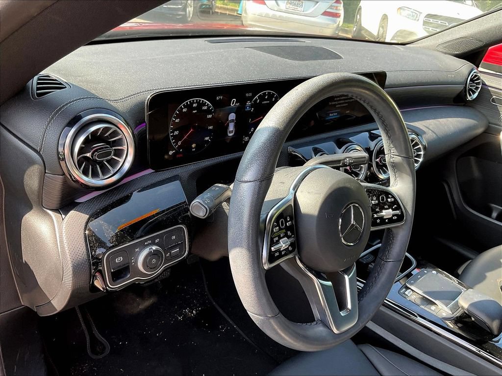 Used 2023 Mercedes-Benz CLA 250 image 4