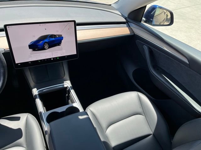 Used 2023 Tesla Model Y AWD image 10