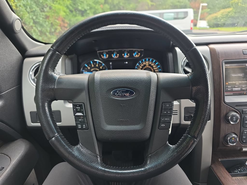 Used 2014 Ford F150 Lariat w/ Equipment Group 502A Luxury AWD/4WD image 25