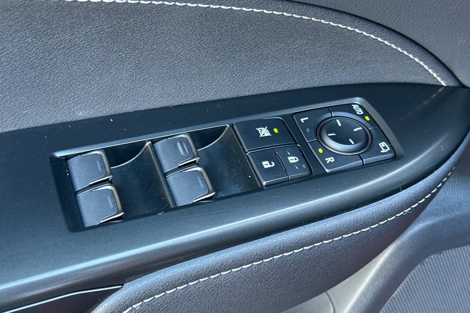 Used 2022 Lexus NX 250 250 w/ Accessory Package 2 image 13