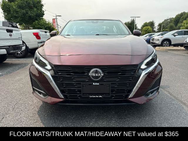 Certified 2024 Nissan Altima 2.5 SV w/ SV Premium Package AWD/4WD image 3