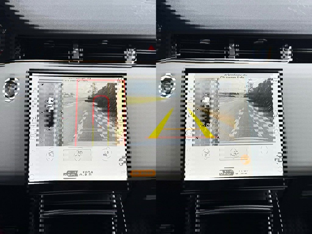 Certified 2026 Land Rover Range Rover Evoque Dynamic SE image 28