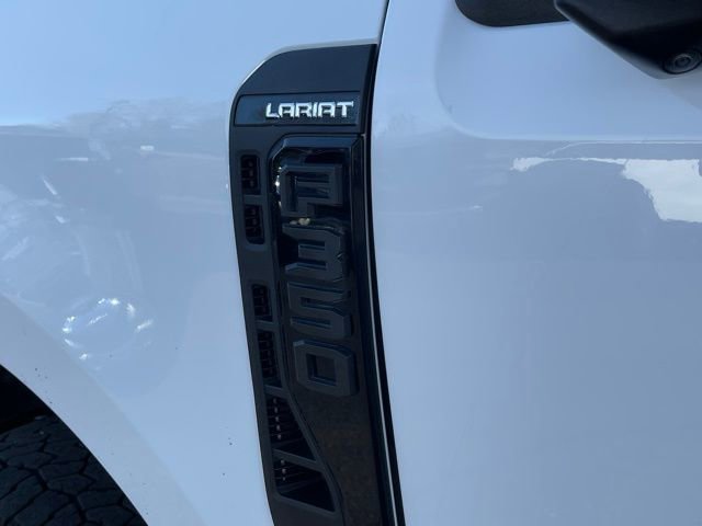 Used 2024 Ford F350 Lariat w/ Lariat Ultimate Package image 7