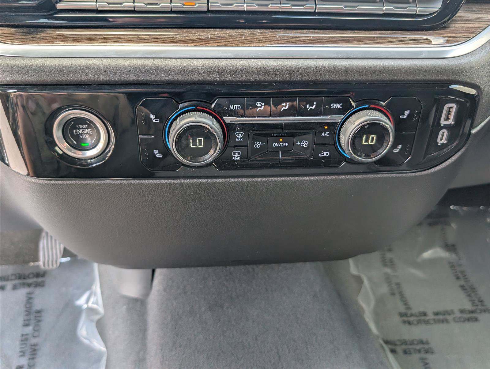 Used 2024 Chevrolet Silverado 1500 LT w/ Protection Package RWD image 24
