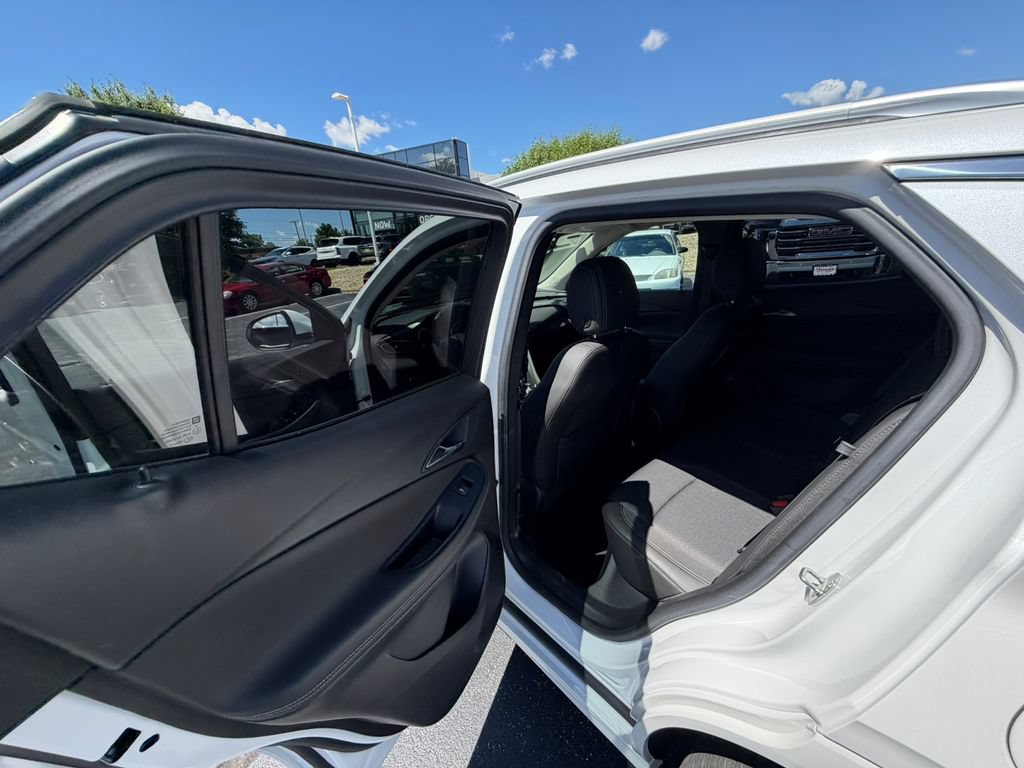 Certified 2023 Buick Encore GX Select w/ Sport Touring Package FWD image 27