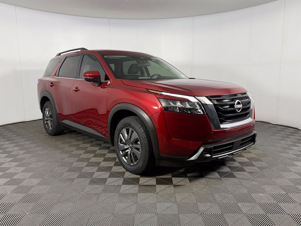 Used 2024 Nissan Pathfinder SV FWD image 5