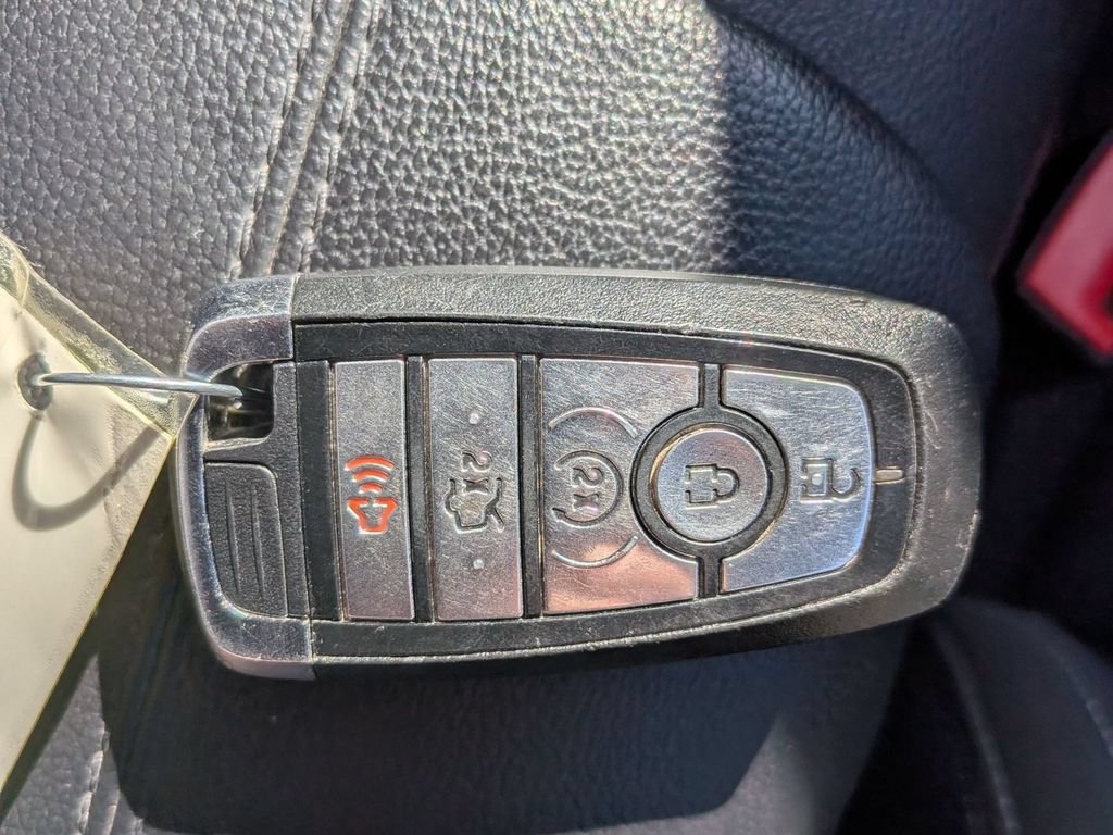Used 2023 Ford Mustang Convertible RWD image 35