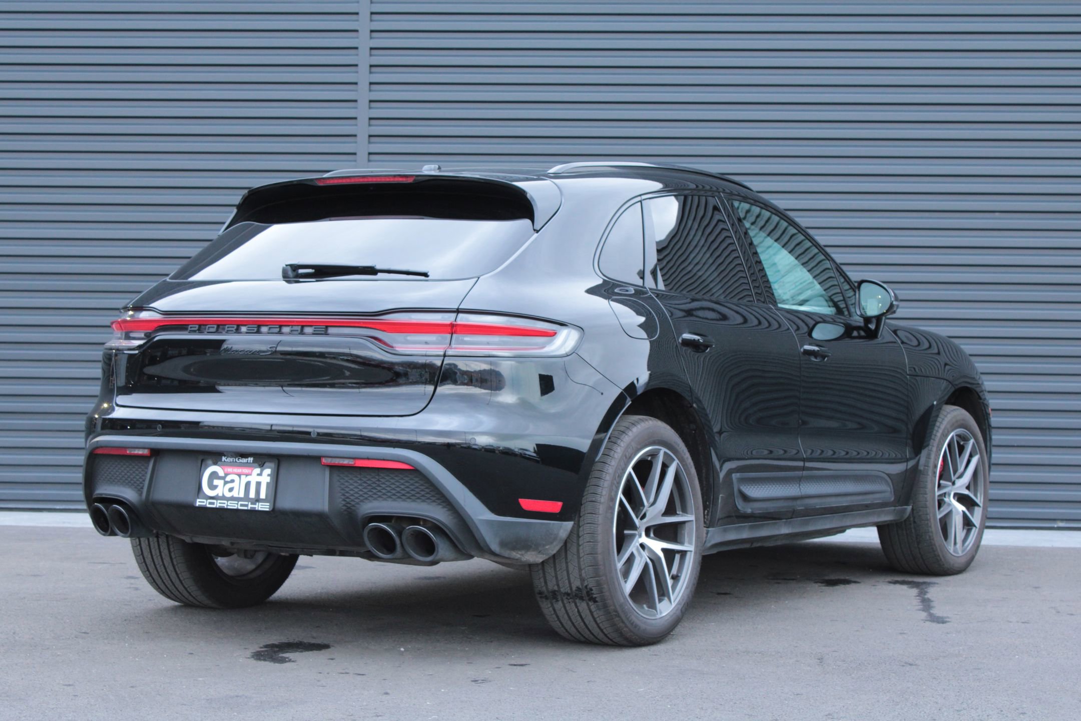 Certified 2023 Porsche Macan S image 10