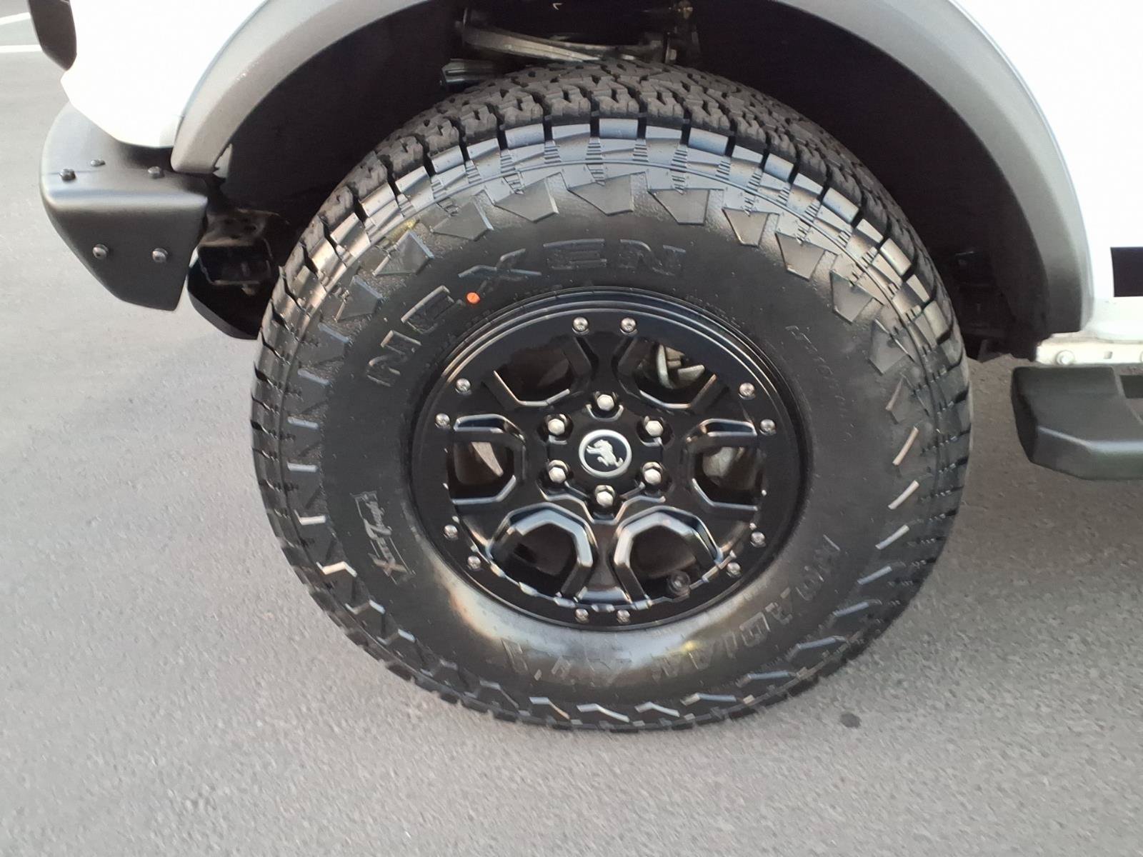 Used 2023 Ford Bronco Wildtrak AWD/4WD image 9