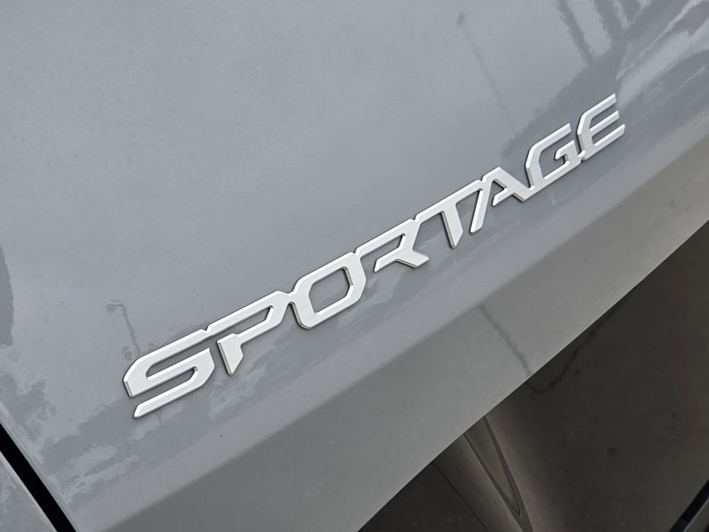 Certified 2024 Kia Sportage SX FWD image 16