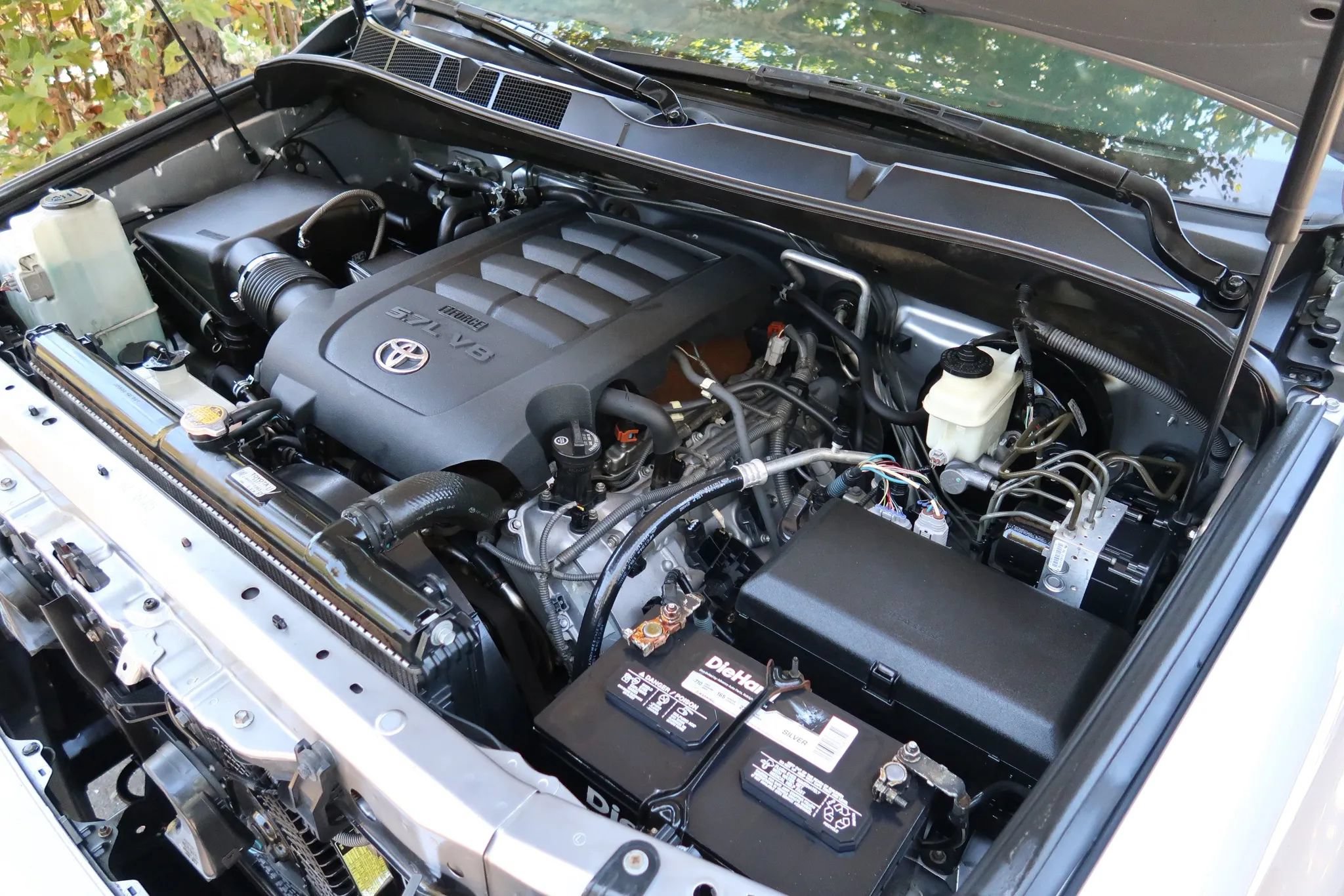 Used 2010 Toyota Sequoia Limited RWD image 33