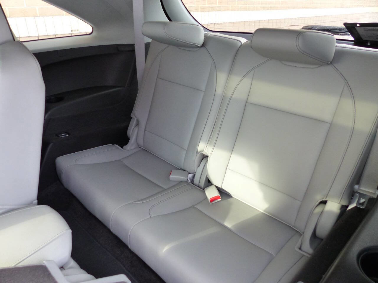 Used 2018 Acura MDX SH-AWD w/ Advance Package image 37