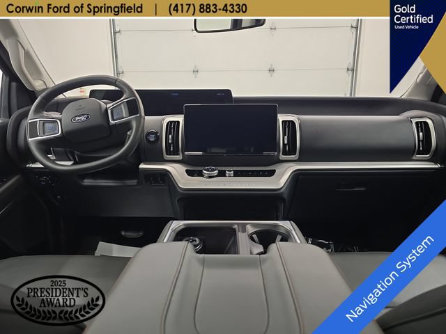 Certified 2025 Ford Expedition Active AWD/4WD image 14