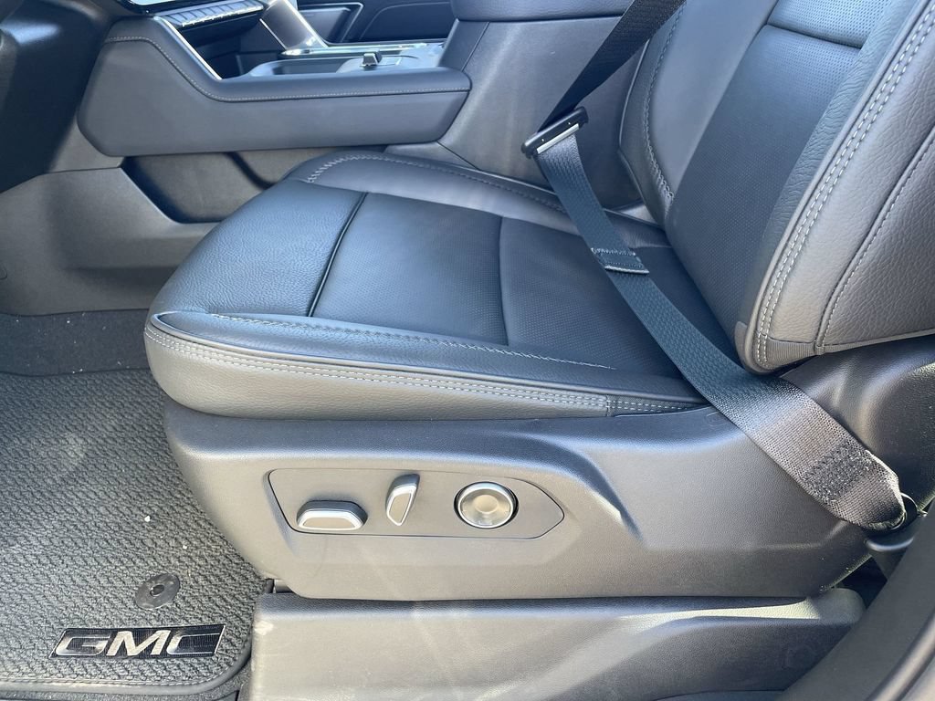 New 2026 GMC Sierra 2500 Denali w/ Technology Package AWD/4WD image 19
