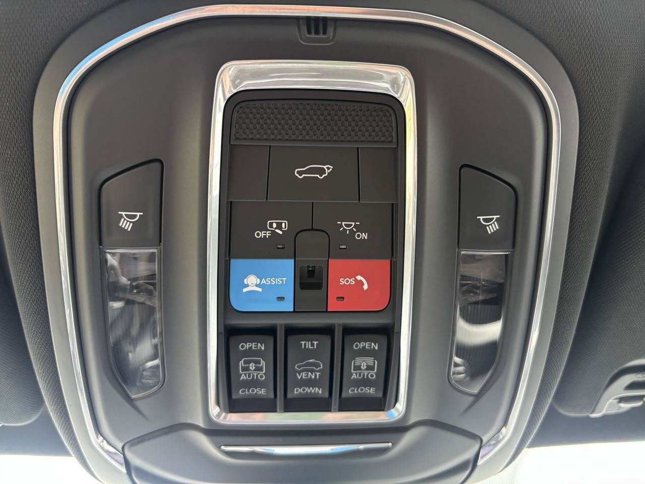Used 2023 Jeep Wagoneer Series II w/ Convenience Group I AWD/4WD image 34