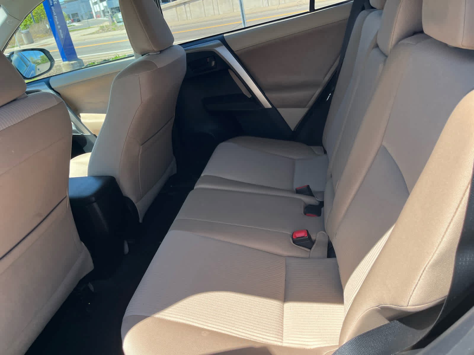 Used 2013 Toyota RAV4 LE AWD/4WD image 12