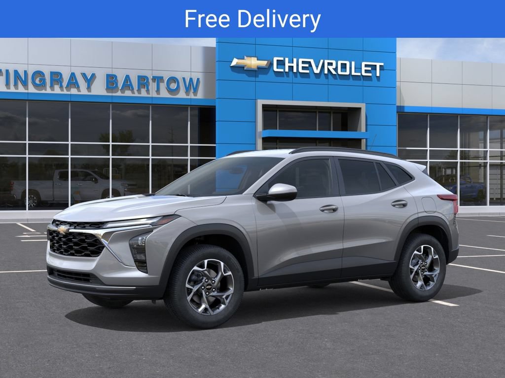 New 2026 Chevrolet Trax LT w/ Driver Confidence Package FWD image 2