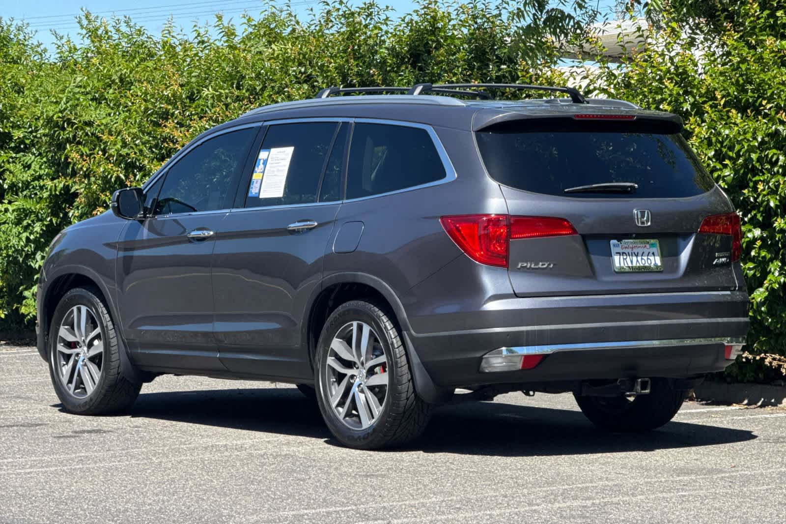 Used 2016 Honda Pilot Touring image 5