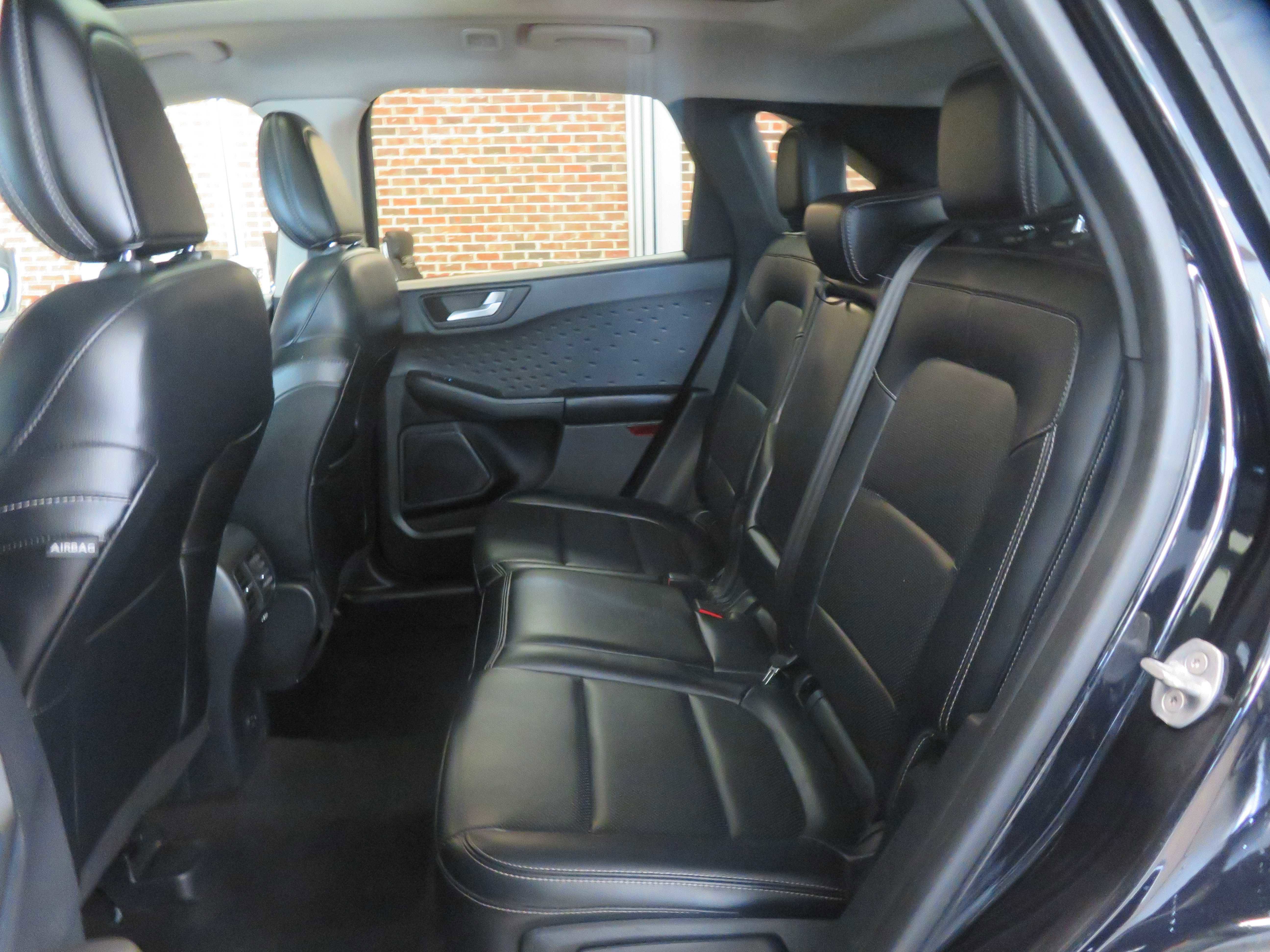 Used 2020 Ford Escape SEL image 19