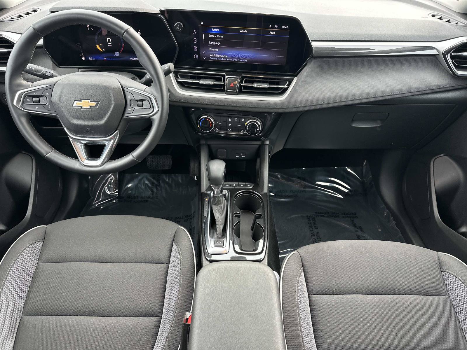 Certified 2024 Chevrolet TrailBlazer LT w/ LT Cold Weather Package FWD image 12