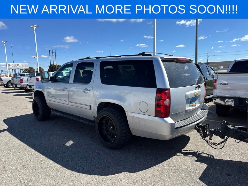 Used 2013 Chevrolet Suburban LT w/ Luxury Package AWD/4WD image 6