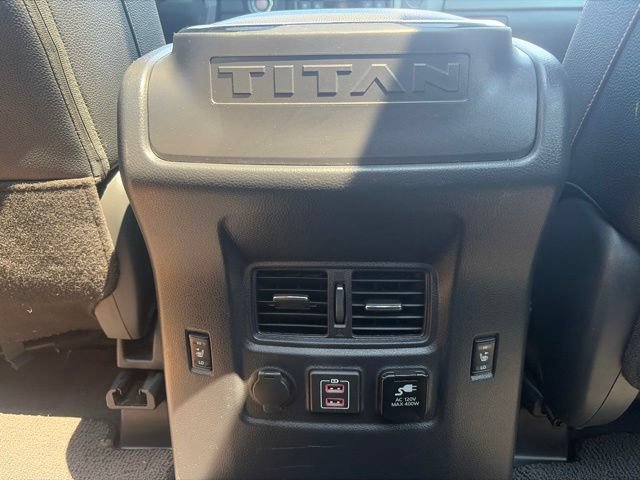Used 2021 Nissan Titan PRO-4X w/ Pro-4x Convenience Package AWD/4WD image 8