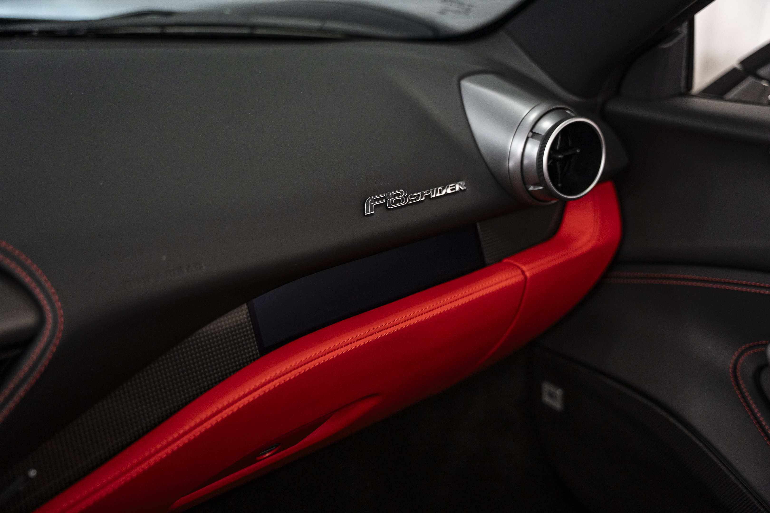 Used 2022 Ferrari F8 Tributo RWD image 46