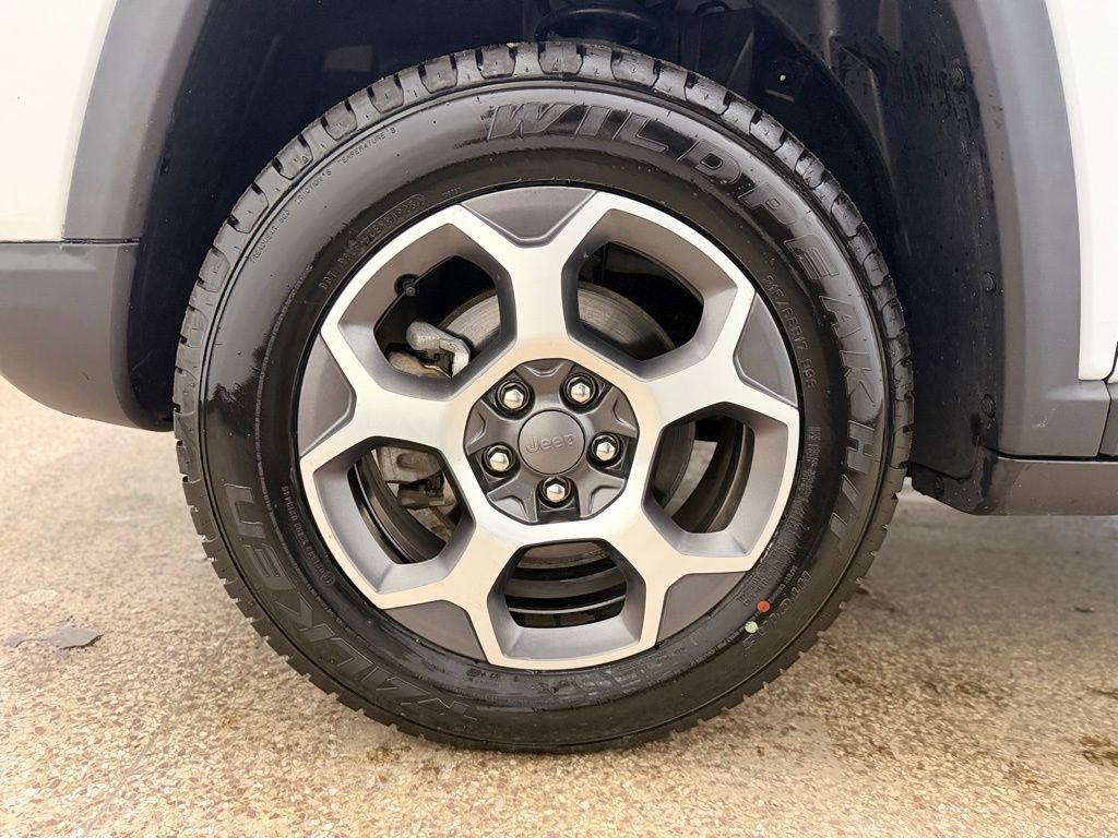 Used 2022 Jeep Compass Trailhawk w/ Trailhawk Convenience Group image 19