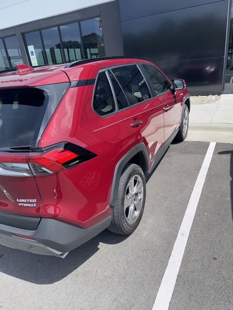 Used 2020 Toyota RAV4 Limited image 5