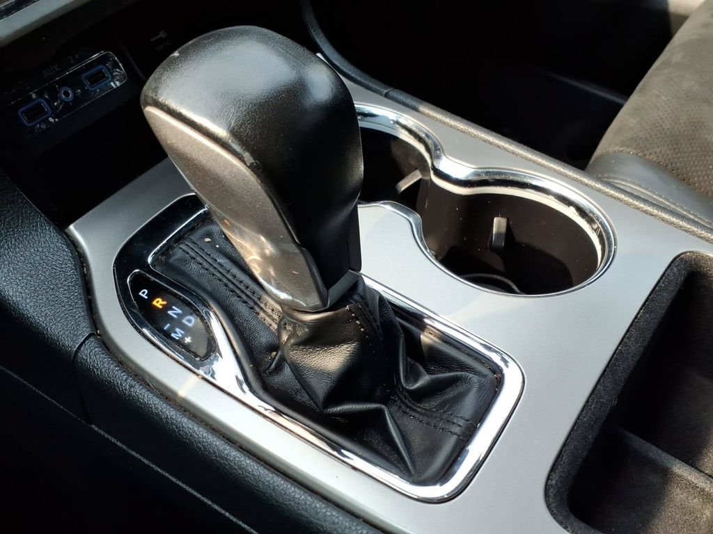 Used 2021 Jeep Grand Cherokee Laredo X AWD/4WD image 19