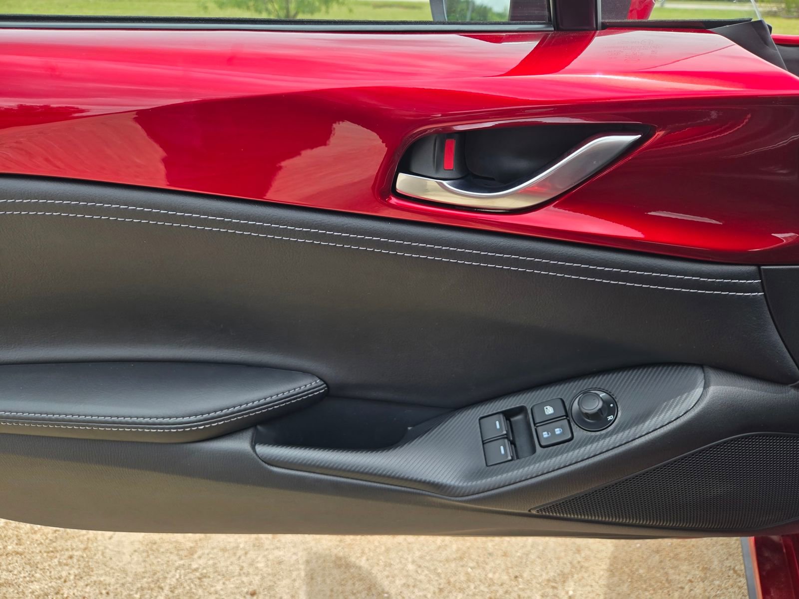 New 2026 MAZDA MX-5 Miata RF Grand Touring RWD image 19