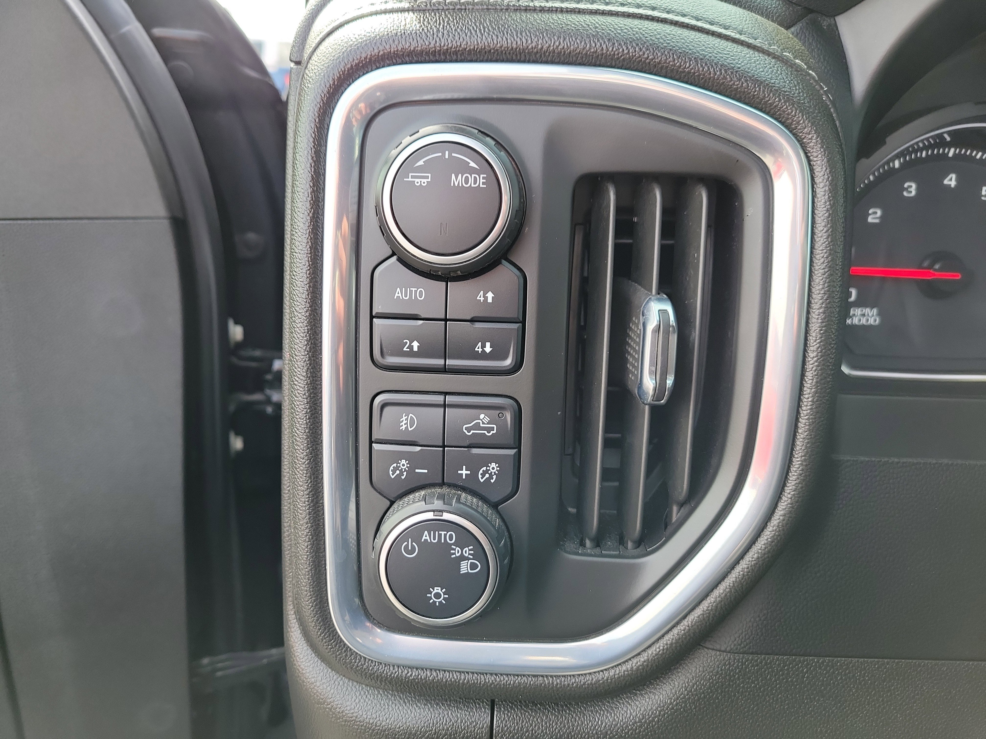 Used 2022 Chevrolet Silverado 1500 RST w/ Bed Protection Package AWD/4WD image 20
