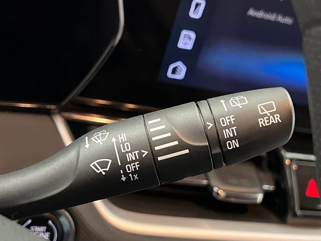 Used 2025 Chevrolet TrailBlazer LT AWD/4WD image 41