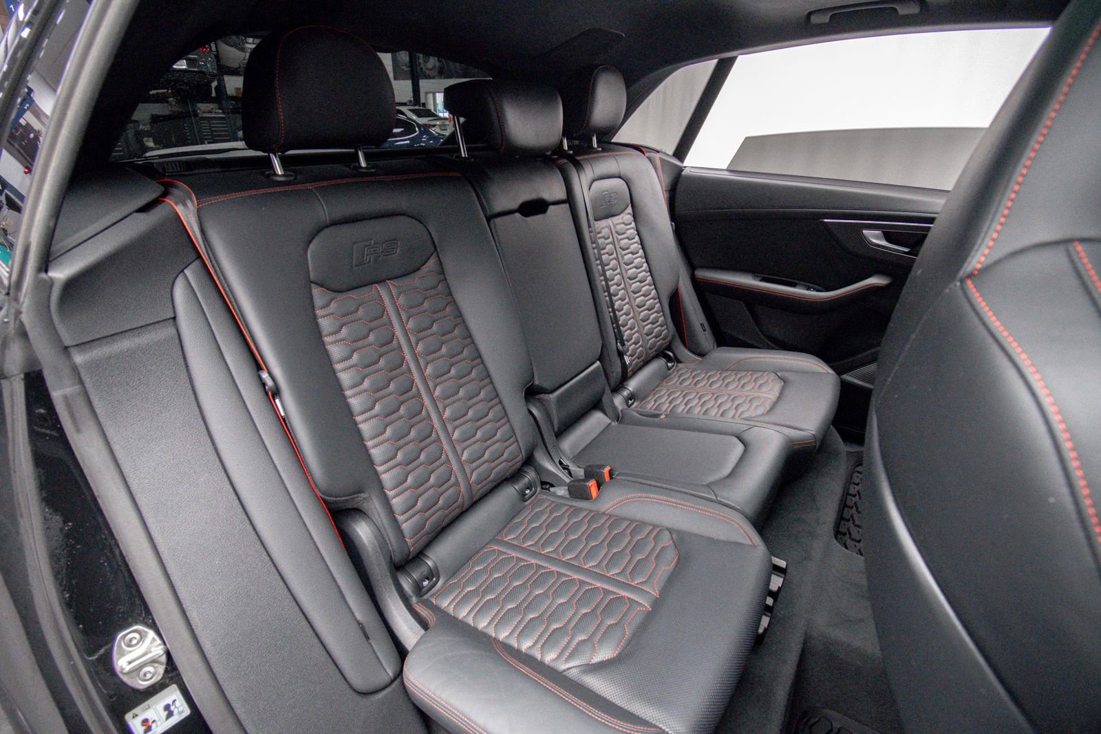 Used 2024 Audi RS Q8 AWD/4WD image 30