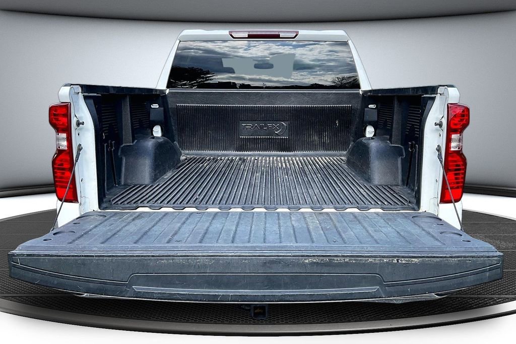 Used 2020 Chevrolet Silverado 1500 LT AWD/4WD image 7