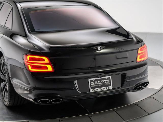 Used 2021 Bentley Flying Spur V8 image 41