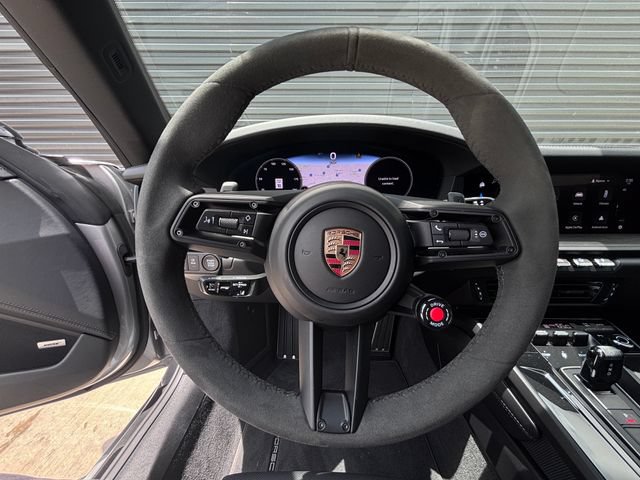 Certified 2025 Porsche 911 Targa 4 GTS AWD/4WD image 16