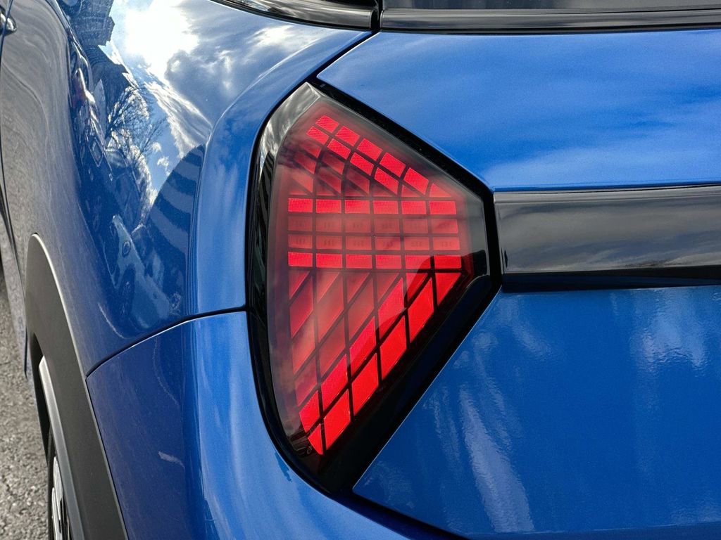 Used 2025 MINI Cooper S image 9