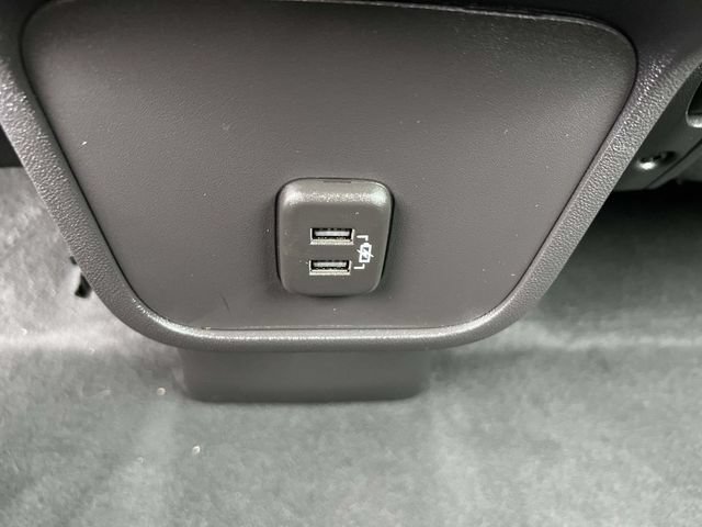Used 2024 Chevrolet Equinox LS FWD image 13
