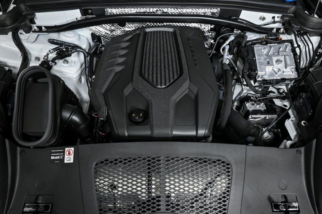 New 2026 Porsche Macan image 35