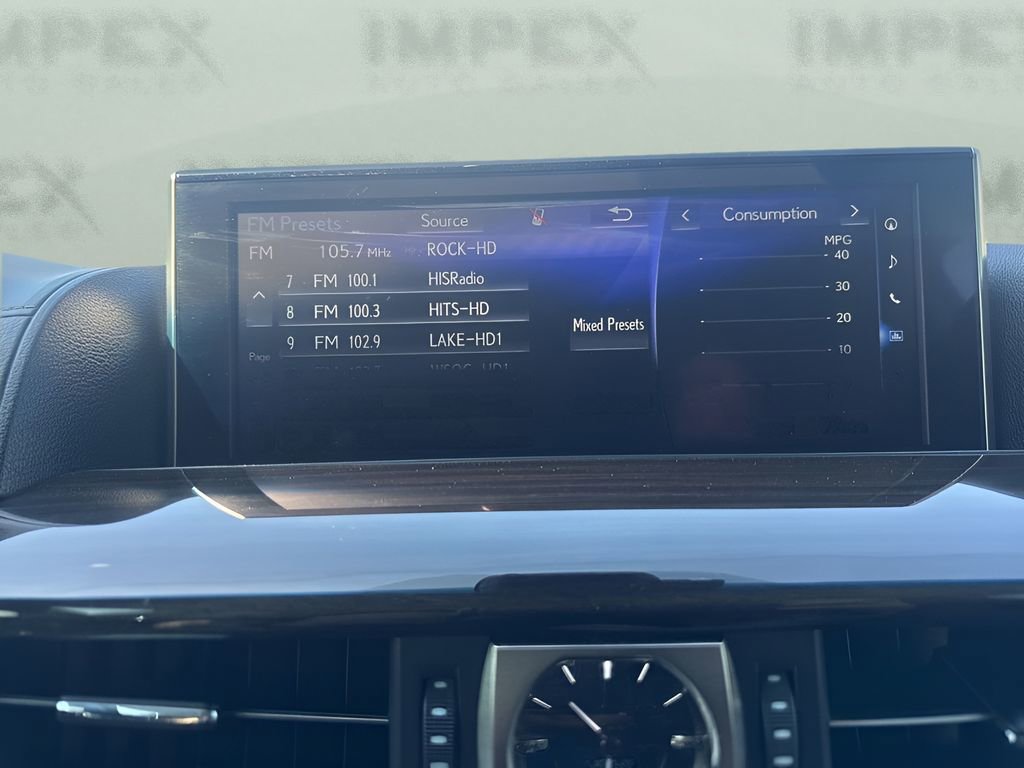 Used 2020 Lexus LX 570 4WD w/ Luxury Package image 19