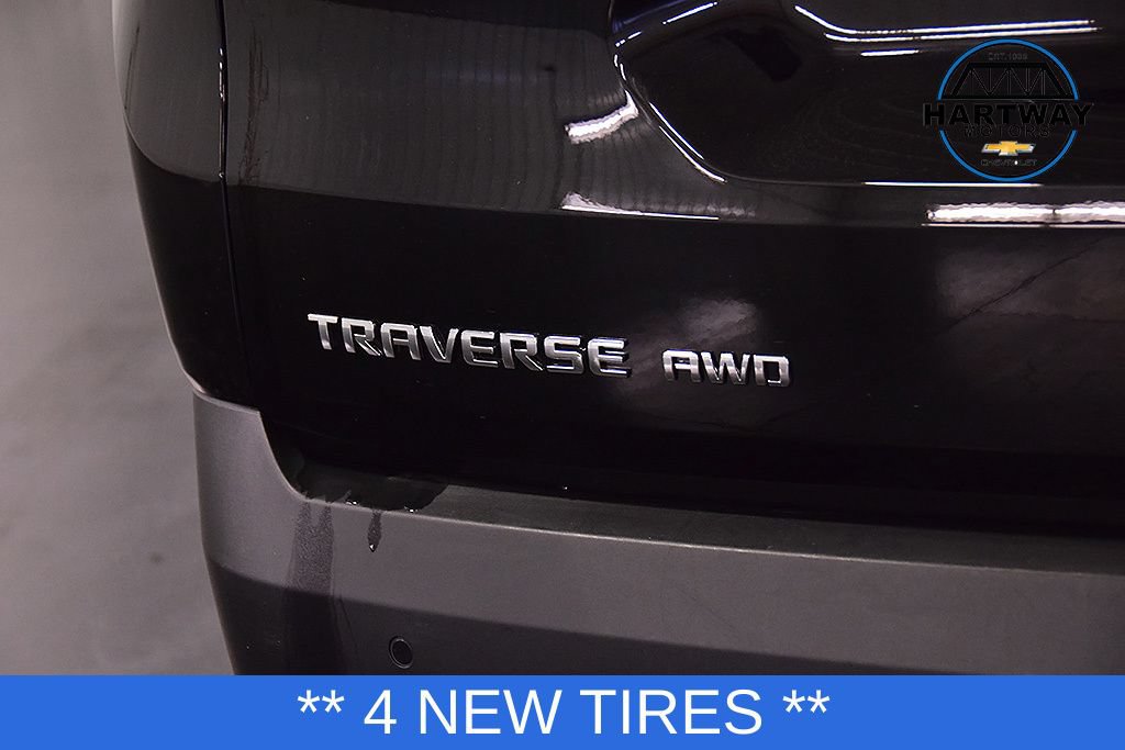 Used 2023 Chevrolet Traverse LT AWD/4WD image 11