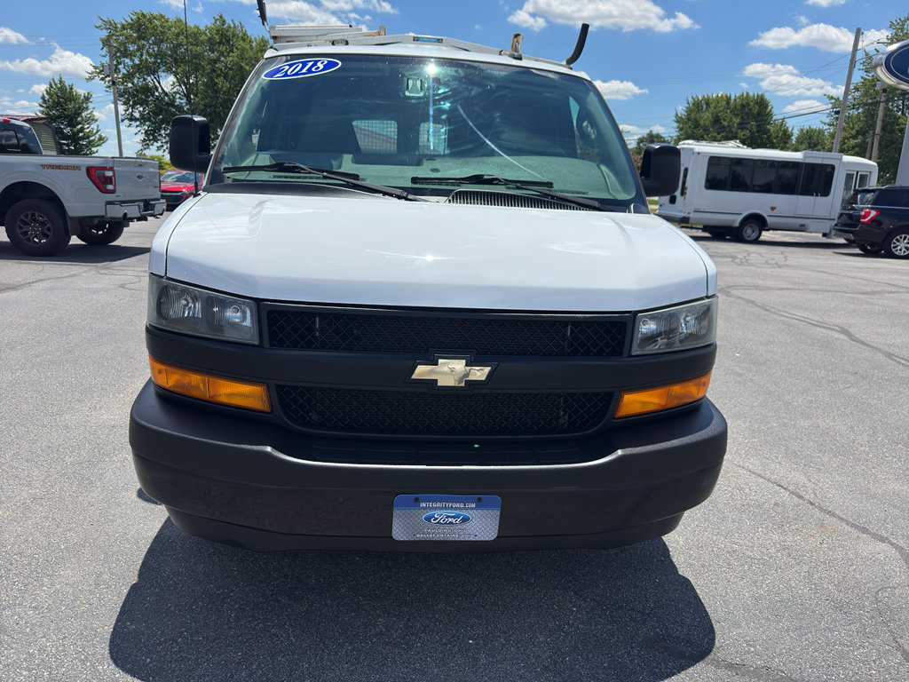 Used 2018 Chevrolet Express 2500 w/ Driver Convenience Package RWD image 7