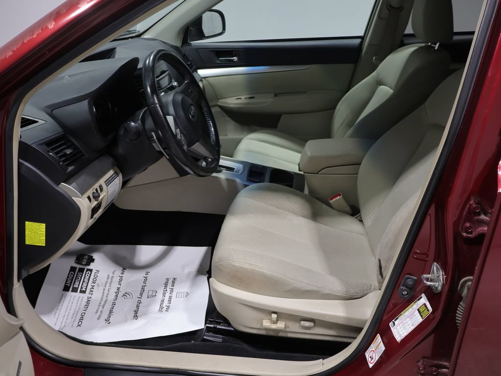 Used 2011 Subaru Outback 2.5i Premium AWD/4WD image 11