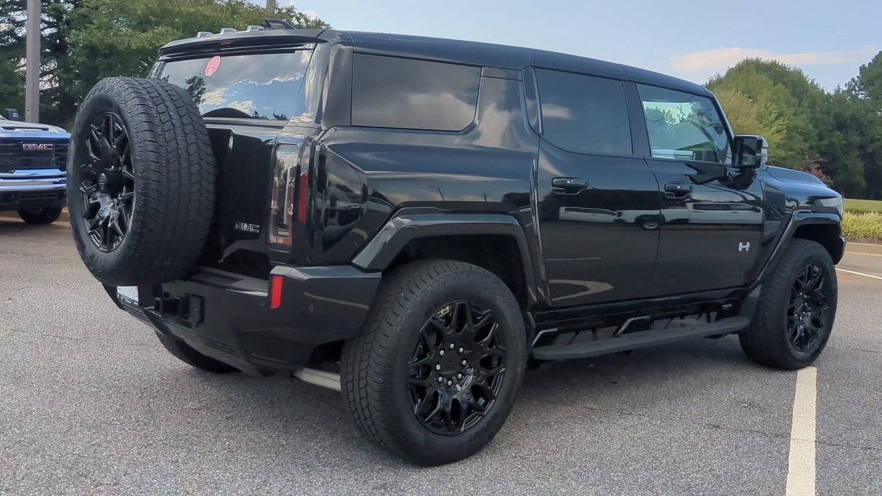Used 2025 GMC Hummer EV 2X AWD/4WD image 8